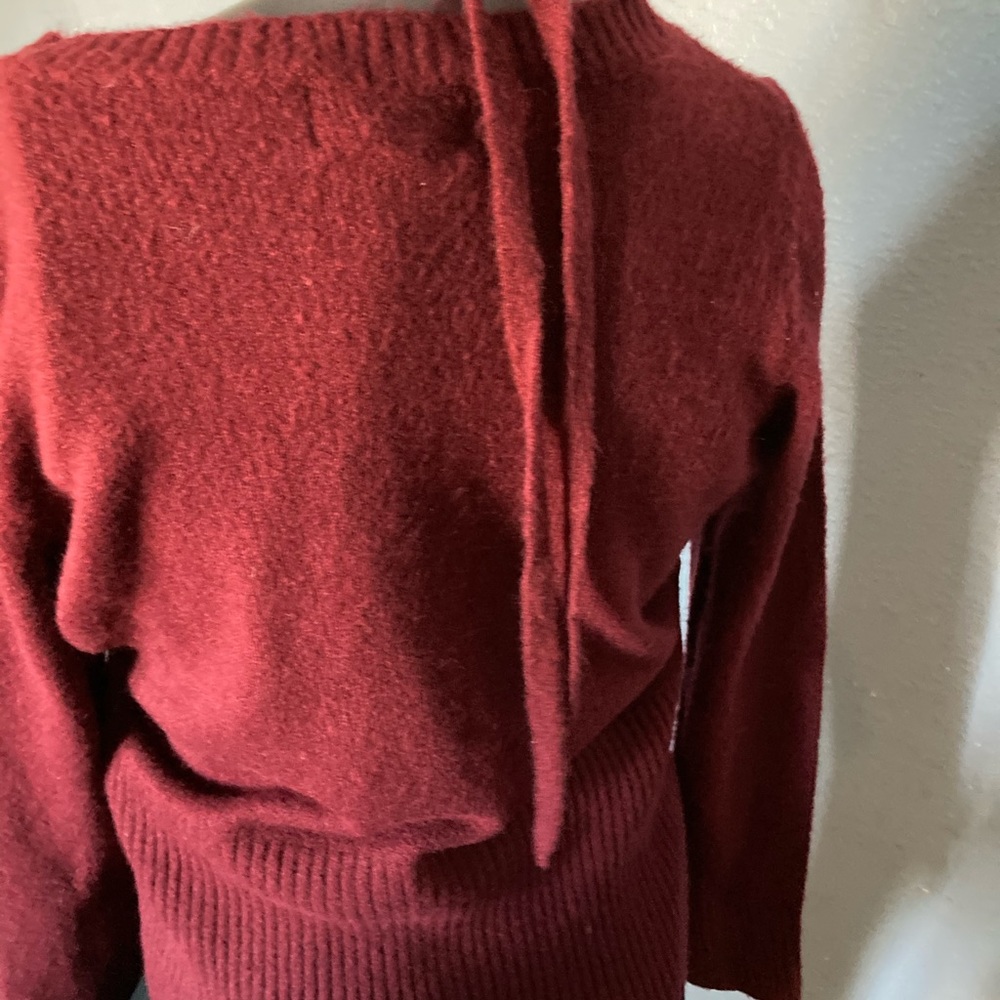 Sweater - Picture 3 of 4